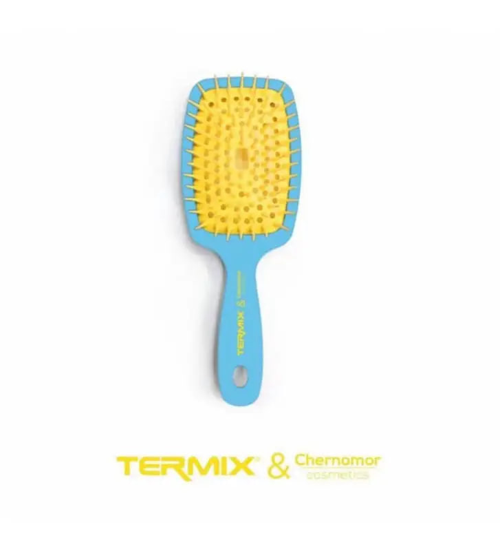 Щітка масажна CHERNOMOR